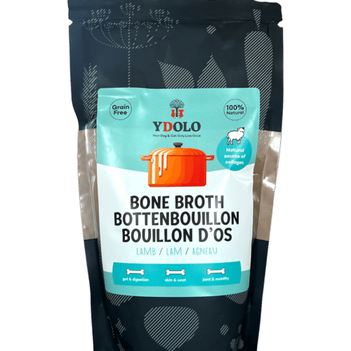 Ydolo healthy & pure bottenbouillon lam op een transparante achtergrond.