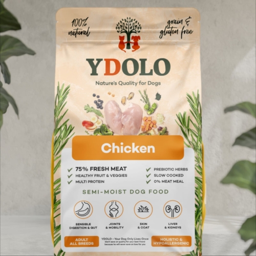 Ydolo Healthy & pure chicken natuurlijke achtergrond