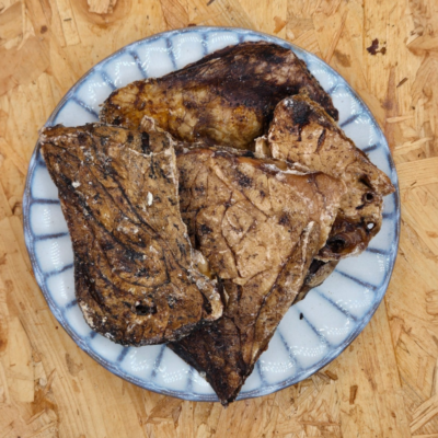 Gedroogde geitenlong plat