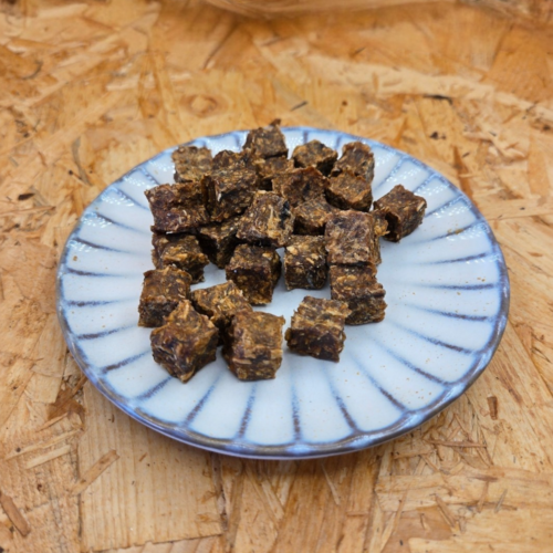 Trainers tonijn op schaal